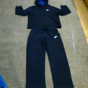NIKE Sweatsuit Outfit (2pc bundled)